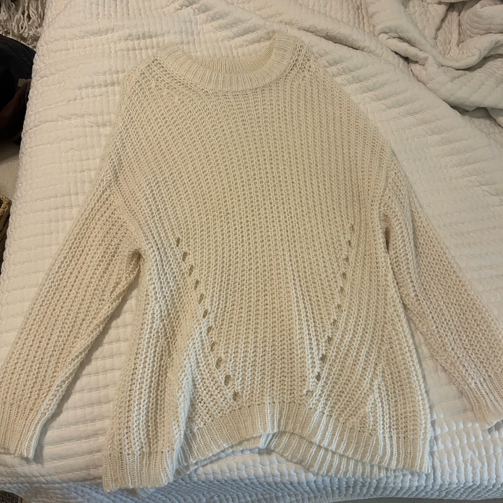 American Eagle Outfitters Cream Knit Sweater